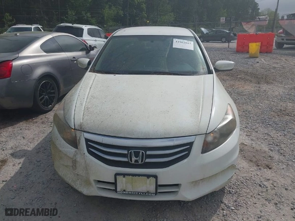 2011 Honda Accord Sdn SE with VIN 1HGCP2F62BA103192, listed as a IAAI auction lot 41962015 with 74,343 mi miles. Bid and sale history available at carsss.com. Image 12.