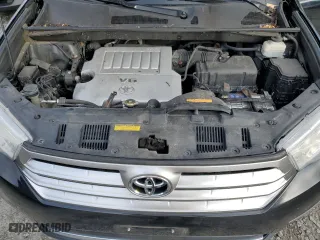 2011 Toyota Highlander with VIN 5TDBK3EH3BS064259, listed as a Copart auction lot 52379365 with 171,549 mi miles and Clean Title. Bid and sale history available at carsss.com. Image 12.
