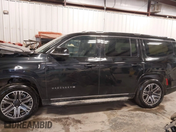 2024 Jeep Wagoneer Series II with VIN 1C4SJVBP5RS168313, listed as a IAAI auction lot 41591064 with 21,823 mi miles and . Bid and sale history available at DreamBid. Image 14.