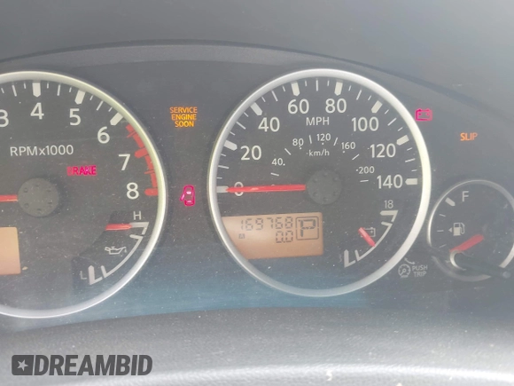 2006 Nissan Frontier SE z VIN 1N6AD07W86C457386, wystawiony jako IAAI lot #42263208 z przebiegiem 169 768 mil mil oraz . Historia ofert i sprzedaży dostępna na DreamBid. Obrazek 7.