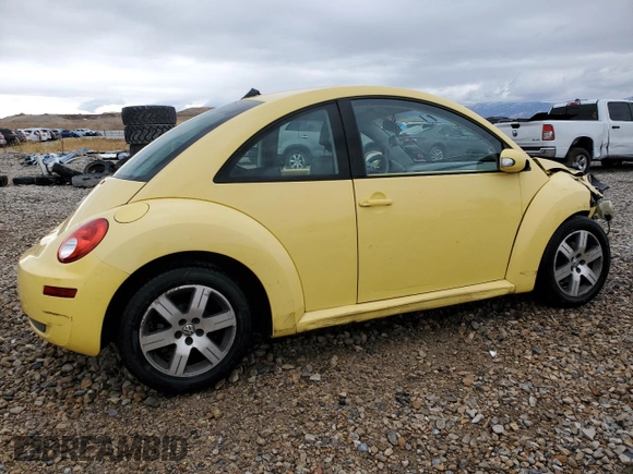 2006 Volkswagen Beetle with VIN 3VWPR31C26M423731, listed as a Copart auction lot 78546224 with 135,962 mi miles and Salvage Title. Bid and sale history available at DreamBid. Image 3.