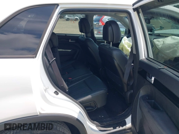 2015 Kia Sorento LX with VIN 5XYKTCA66FG646604, listed as a IAAI auction lot 42534914 with 219,529 mi miles and . Bid and sale history available at DreamBid. Image 8.