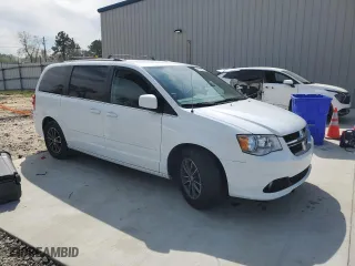 2017 Dodge Grand Caravan SXT with VIN 2C4RDGCG6HR695910, listed as a Copart auction lot 49713095 with 142,432 mi miles and Salvage Title. Bid and sale history available at carsss.com. Image 4.