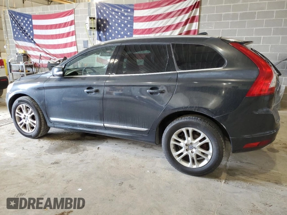 2015 Volvo XC60 T5 Drive-E Premier с VIN YV426MDB6F2588183, выставлен на аукционе Copart как лот 53553635 с пробегом 131 986 миль миль и Чистый • Clean title. История ставок и продаж доступна на DreamBid. Изображение 2.