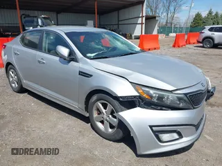 2015 Kia Optima LX z VIN 5XXGM4A77FG403342, wystawiony jako IAAI lot #42032814 z przebiegiem 189 685 mil mil oraz . Historia ofert i sprzedaży dostępna na DreamBid. Obrazek 1.
