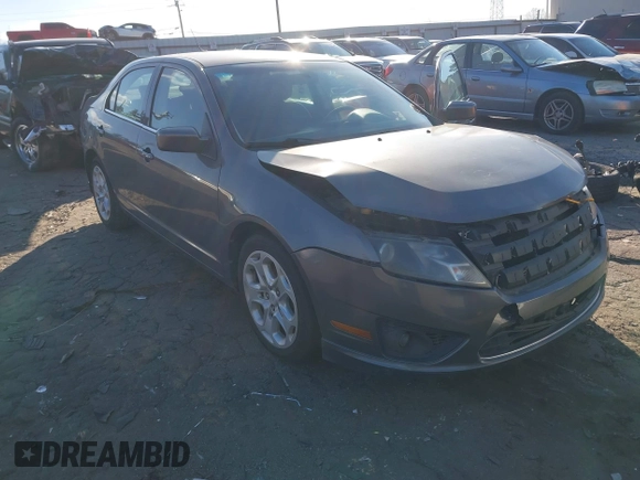 2010 Ford Fusion SE with VIN 3FAHP0HA7AR258048, listed as a IAAI auction lot 41208669 with 157,985 mi miles. Bid and sale history available at carsss.com. Image 1.