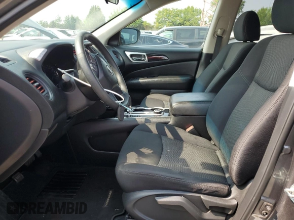 2019 Nissan Pathfinder S with VIN 5N1DR2MMXKC633330, listed as a Copart auction lot 64397035 with 190,196 mi miles and Clean title. Bid and sale history available at DreamBid. Image 7.