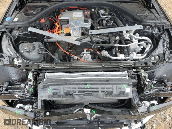 2024 BMW i4 eDrive35 z VIN WBY43AW05RFR71493, wystawiony jako Copart lot #47165825 z przebiegiem 2 353 mil mil oraz Szkoda całkowita • Salvage title. Historia ofert i sprzedaży dostępna na DreamBid. Obrazek 12.