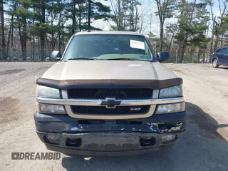 2005 Chevrolet Silverado 1500 Z71 with VIN 2GCEK19B951171707, listed as a IAAI auction lot 42062775 with 129,044 mi miles and . Bid and sale history available at DreamBid. Image 12.