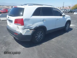 2011 Kia Sorento LX with VIN 5XYKT4A26BG061387, listed as a IAAI auction lot 41984639 with 1 mi miles. Bid and sale history available at carsss.com. Image 4.