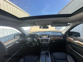 2012 Mercedes-Benz M 550 with VIN 4JGDA7DB4CA049084, listed as a Copart auction lot 83238734 with 88,571 mi miles and Clean title. Bid and sale history available at DreamBid. Image 9.