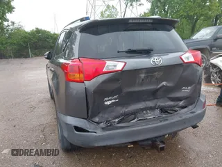 2013 Toyota RAV4 XLE with VIN JTMRFREV7D5020575, listed as a IAAI auction lot 42303486 with 189,032 mi miles and . Bid and sale history available at DreamBid. Image 6.