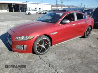 2018 Jaguar XE with VIN SAJAM4FV6JCP17944, listed as a Copart auction lot 88798165 with 68,389 mi miles and Clean Title. Bid and sale history available at DreamBid. Image 1.