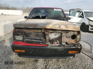 1987 GMC Sonoma with VIN 1GTBS14E0H8505371, listed as a Copart auction lot 48561145 with Not Provided miles and Non Repairable. Bid and sale history available at DreamBid. Image 5.