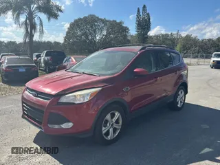 2013 Ford Escape SE с VIN 1FMCU9G95DUD25554, выставлен на аукционе Copart как лот 45386085 с пробегом Не указан миль и Чистый • Clean title. История ставок и продаж доступна на DreamBid. Изображение 2.