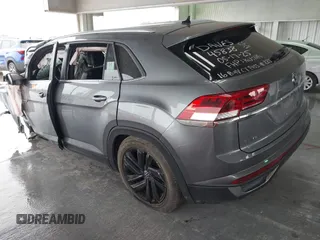 2021 Volkswagen Atlas SE z VIN 1V2JE2CA8MC237781, wystawiony jako IAAI lot #42404797 z przebiegiem Nie podano mil oraz . Historia ofert i sprzedaży dostępna na DreamBid. Obrazek 3.
