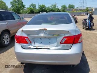 2007 Lexus ES 330 z VIN JTHBJ46G672033406, wystawiony jako IAAI lot #42395991 z przebiegiem 197 619 mil mil oraz . Historia ofert i sprzedaży dostępna na DreamBid. Obrazek 16.