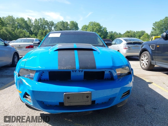 2012 Ford Mustang Premium with VIN 1ZVBP8AM2C5257752, listed as a IAAI auction lot 42817735 with 128,015 mi miles and . Bid and sale history available at DreamBid. Image 13.