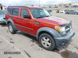 2007 Dodge Nitro SXT z VIN 1D8GU28K37W586870, wystawiony jako IAAI lot #42426016 z przebiegiem 147 829 mil mil oraz . Historia ofert i sprzedaży dostępna na DreamBid. Obrazek 1.