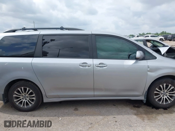 2018 Toyota Sienna XLE Auto Access Seat с VIN 5TDYZ3DCXJS963453, выставлен на аукционе IAAI как лот 42131708 с пробегом 71 891 миль миль и . История ставок и продаж доступна на DreamBid. Изображение 14.