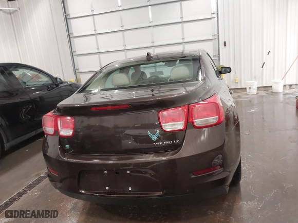 2015 Chevrolet Malibu LT with VIN 1G11C5SL8FF271371, listed as a IAAI auction lot 41892546 with 288,374 mi miles. Bid and sale history available at carsss.com. Image 17.