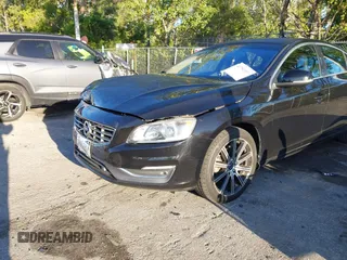 2017 Volvo S60 Inscription with VIN LYV402HK7HB130410, listed as a IAAI auction lot 41751317 with 97,339 mi miles. Bid and sale history available at carsss.com. Image 6.