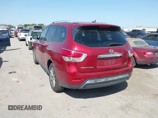 2016 Nissan Pathfinder S with VIN 5N1AR2MN5GC631410, listed as a IAAI auction lot 41851832 with 198,670 mi miles and . Bid and sale history available at DreamBid. Image 3.