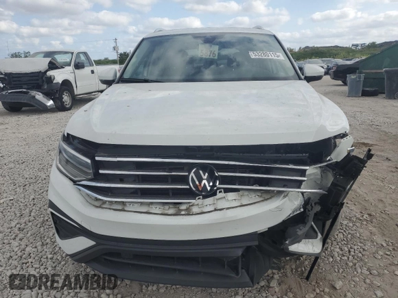 2022 Volkswagen Tiguan SE z VIN 3VV2B7AX7NM027421, wystawiony jako Copart lot #53280115 z przebiegiem 44 395 mil mil oraz Szkoda całkowita • Salvage title. Historia ofert i sprzedaży dostępna na DreamBid. Obrazek 5.
