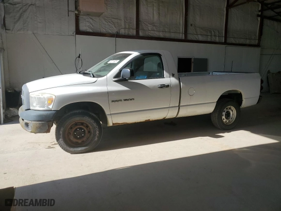 2007 Dodge Ram 1500 ST with VIN 1D7HU16P57J602582, listed as a Copart auction lot 48711625 with 172,672 mi miles and Clean Title. Bid and sale history available at carsss.com. Image 1.