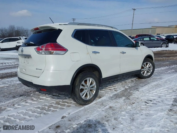 2015 Nissan Rogue SV with VIN 5N1AT2MVXFC891866, listed as a IAAI auction lot 41547522 with 115330 miles. Bid and sale history available at carsss.com. Image 4.