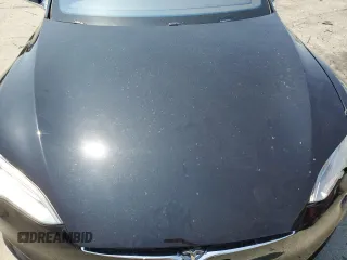 2016 Tesla Model S 90D z VIN 5YJSA1E29GF158774, wystawiony jako Copart lot #60143405 z przebiegiem Nie podano mil oraz Szkoda całkowita • Salvage title. Historia ofert i sprzedaży dostępna na DreamBid. Obrazek 11.