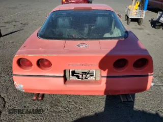 1987 Chevrolet Corvette z VIN 1G1YY218XH5127681, wystawiony jako Copart lot #48385115 z przebiegiem 167 449 mil mil oraz Czysty tytuł • Clean title. Historia ofert i sprzedaży dostępna na DreamBid. Obrazek 6.