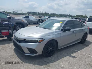 2024 Honda Civic Sport z VIN 2HGFE2F5XRH505368, wystawiony jako IAAI lot #41868095 z przebiegiem 18 983 mil mil oraz . Historia ofert i sprzedaży dostępna na DreamBid. Obrazek 17.