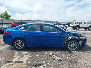 2017 Ford Fusion SE with VIN 3FA6P0H7XHR219184, listed as a IAAI auction lot 42469809 with 45,499 mi miles and . Bid and sale history available at DreamBid. Image 14.