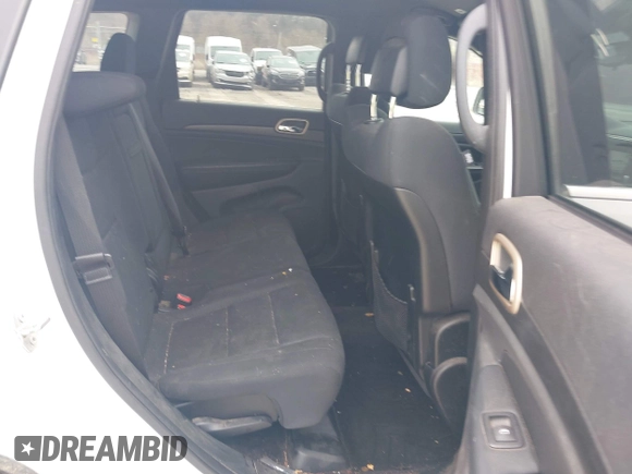 2017 Jeep Grand Cherokee Laredo with VIN 1C4RJFAG2HC605182, listed as a IAAI auction lot 41926247 with 131,474 mi miles. Bid and sale history available at carsss.com. Image 8.