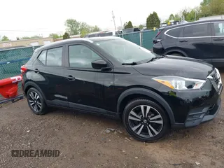 2018 Nissan Kicks SV с VIN 3N1CP5CU7JL508932, выставлен на аукционе IAAI как лот 42156066 с пробегом 31 135 миль миль и . История ставок и продаж доступна на DreamBid. Изображение 13.