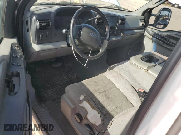 2005 Ford Super Duty F-250 XL with VIN 1FTSX205X5EB09989, listed as a Copart auction lot 80383534 with 338,103 mi miles and Clean Title. Bid and sale history available at carsss.com. Image 8.