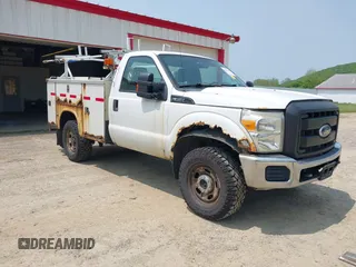 2011 Ford F-350 z VIN 1FDBF3B63BEB77511, wystawiony jako IAAI lot #42383405 z przebiegiem 271 011 mil mil oraz . Historia ofert i sprzedaży dostępna na DreamBid. Obrazek 1.