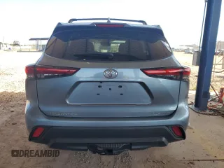 2021 Toyota Highlander XLE with VIN 5TDHZRBH1MS150749, listed as a Copart auction lot 62416335 with 43,900 mi miles and Salvage title. Bid and sale history available at DreamBid. Image 6.