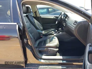 2013 Volkswagen Jetta SE с VIN 3VWDX7AJ5DM269494, выставлен на аукционе IAAI как лот 42032902 с пробегом 119 066 миль миль и . История ставок и продаж доступна на DreamBid. Изображение 5.