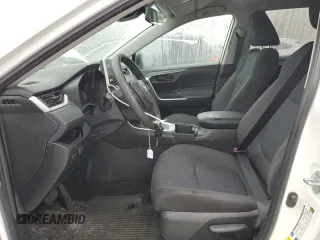 2023 Toyota RAV4 LE z VIN 2T3F1RFV9PC361071, wystawiony jako Copart lot #45128175 z przebiegiem 55 673 mil mil oraz Szkoda całkowita • Salvage title. Historia ofert i sprzedaży dostępna na DreamBid. Obrazek 7.