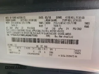 2018 Ford Transit Passenger XL z VIN 1FBAX2CM6JKA67593, wystawiony jako Copart lot #46419645 z przebiegiem 27 491 mil mil oraz Szkody całkowita. Historia ofert i sprzedaży dostępna na DreamBid. Obrazek 15.