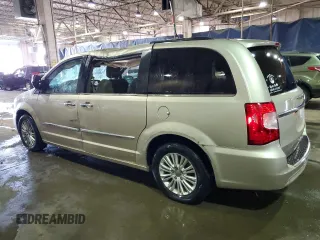 2013 Chrysler Town & Country Limited with VIN 2C4RC1GG0DR695275, listed as a Copart auction lot 49401005 with 182,802 mi miles and Clean Title. Bid and sale history available at carsss.com. Image 2.