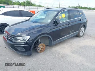 2018 Volkswagen Tiguan SEL with VIN 3VV3B7AX2JM049650, listed as a IAAI auction lot 42169314 with Not Provided miles and . Bid and sale history available at DreamBid. Image 2.