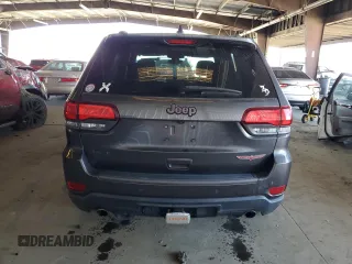 2017 Jeep Grand Cherokee Trailhawk with VIN 1C4RJFLT0HC610262, listed as a Copart auction lot 63820195 with 87,923 mi miles and Clean title. Bid and sale history available at DreamBid. Image 6.