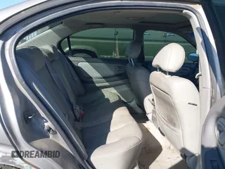 2001 Nissan Maxima GLE z VIN JN1CA31A41T304048, wystawiony jako IAAI lot #42170749 z przebiegiem 215 284 mil mil oraz . Historia ofert i sprzedaży dostępna na DreamBid. Obrazek 8.