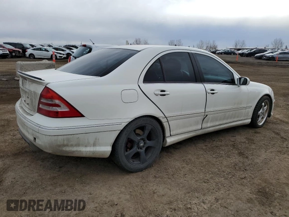 2007 Mercedes-Benz C 230 Sport with VIN WDBRF52H67F879967, listed as a Copart auction lot 52212585 with 201,975 mi miles and Salvage Title. Bid and sale history available at DreamBid. Image 3.