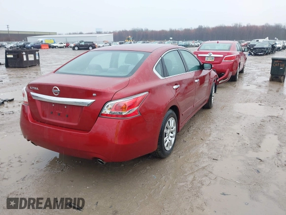 2015 Nissan Altima 2.5 S with VIN 1N4AL3AP8FN345660, listed as a IAAI auction lot 41913700 with 101,349 mi miles. Bid and sale history available at carsss.com. Image 4.