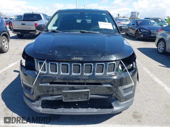 2018 Jeep Compass Sport z VIN 3C4NJDABXJT423666, wystawiony jako IAAI lot #41785935 z przebiegiem 60 880 mil mil oraz . Historia ofert i sprzedaży dostępna na DreamBid. Obrazek 12.