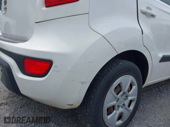 2012 Kia Soul with VIN KNDJT2A59C7439484, listed as a IAAI auction lot 42114087 with 142,933 mi miles. Bid and sale history available at carsss.com. Image 15.